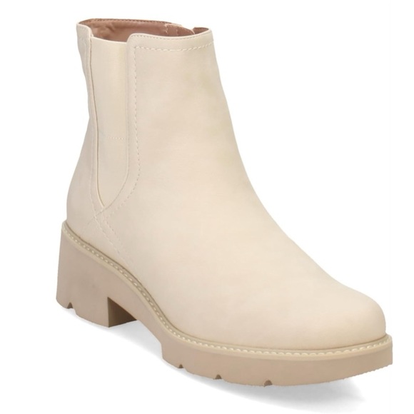 Naturalizer Cade Lug Sole Boot Porcelain Beige Size 8.5 - Picture 3 of 7